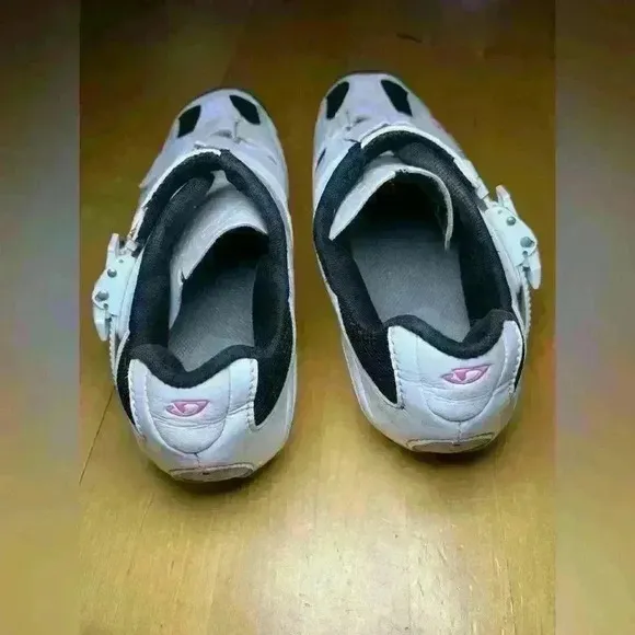 Giro Manta Cycling Shoes EU 42 US 9.75
