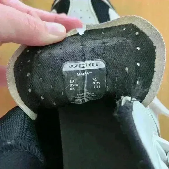 Giro Manta Cycling Shoes EU 42 US 9.75