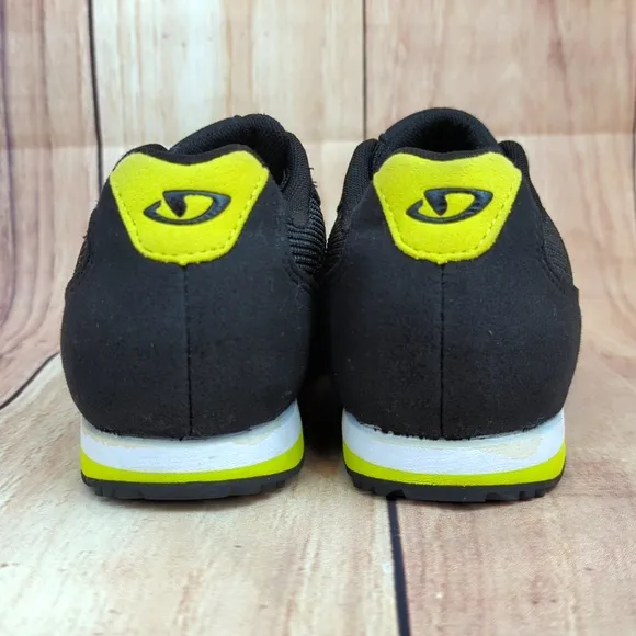 Giro Petra VR MTB Cycling Shoes Womens Size 5 Black-Wild Lime Green