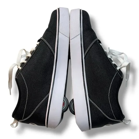 Heelys Men's Pro 20 Canvas Skate Shoes Size 11 Black and White