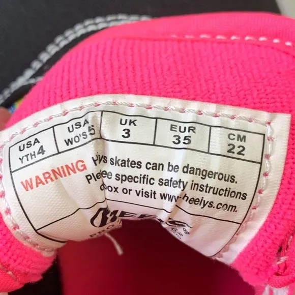 Heelys Pro 20 Prints Sneakers Black Pink Lace-Up Skate Shoes Womens Sz 5 Youth 4
