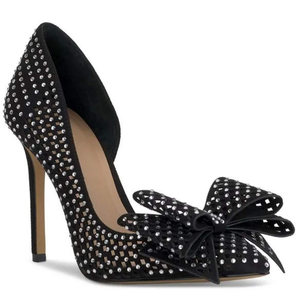 High heel shoes