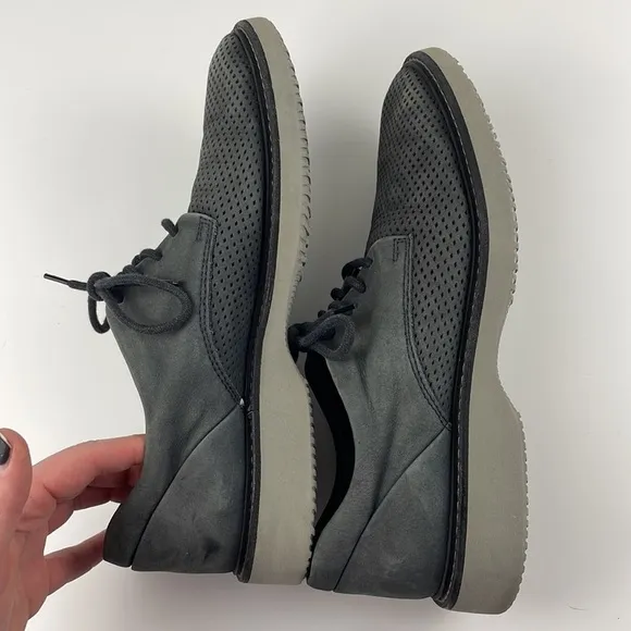 Hogan | Nubuck Suede Laser Cut Perforated Oxford Lace Up Golf Shoes Men's 8 Gray
