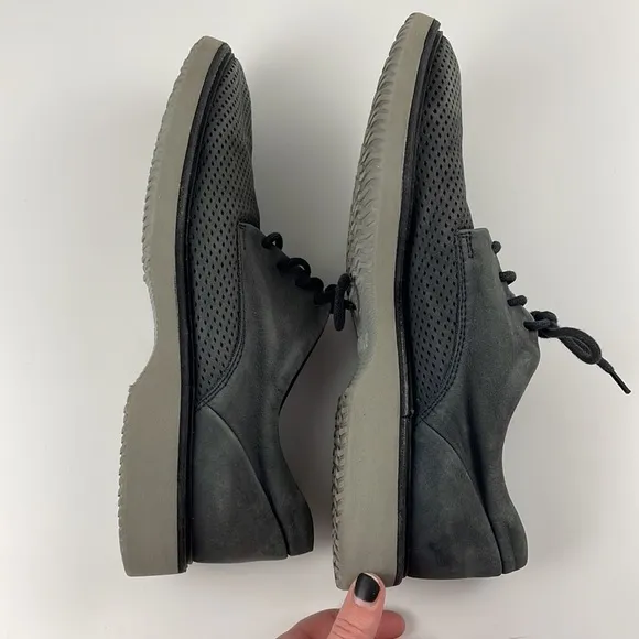 Hogan | Nubuck Suede Laser Cut Perforated Oxford Lace Up Golf Shoes Men's 8 Gray
