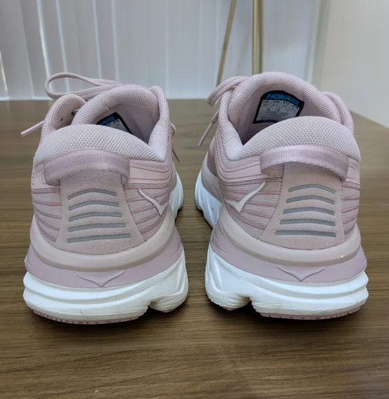 Hoka Bondi 7 Peach Whip/White Ultra Everyday Running Sneakers Size 8 Wide