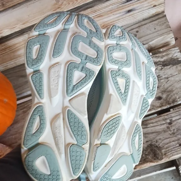 Hoka Bondi 8 Blue Athletic Shoes with Cushioned Support