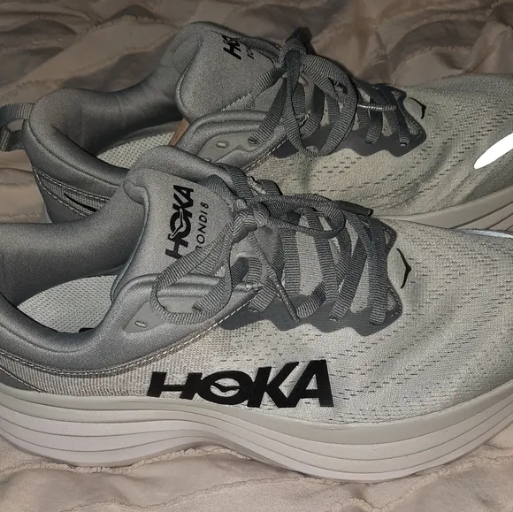 HOKA BONDI Mens Gray Running Shoes NWOT