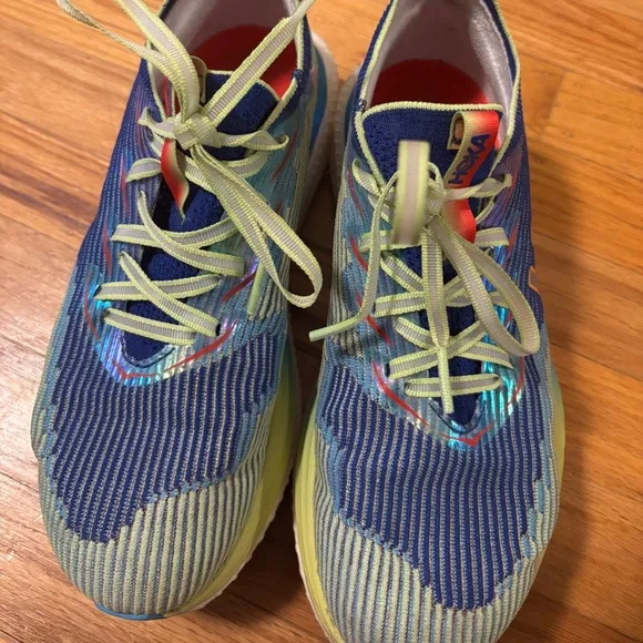 Hoka Cielo X1