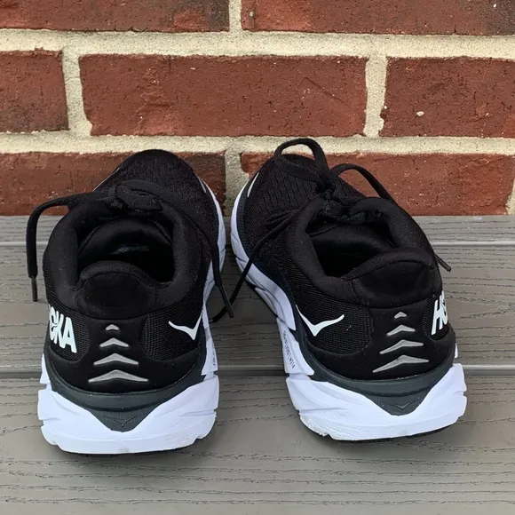 Hoka Clifton 8 Running Shoe