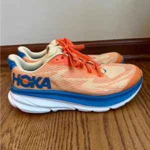 Hoka Clifton 9 Sneakers Kids Size 6