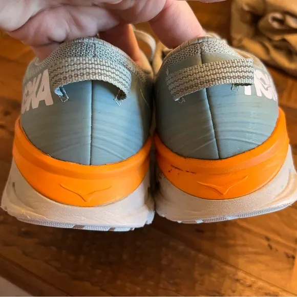 HOKA ONE Arahi 4‎ Running Shoes 10.5W