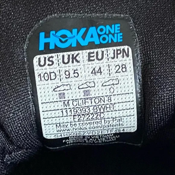 Hoka One One Clifton 8 Running Shoes Sneakers Black White Men’s 10 Women’s 11.5