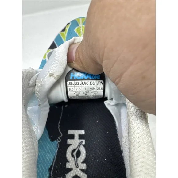 Hoka One One Men's ProFly X Iron Man Size 8.5 Excellent Condition Blue White