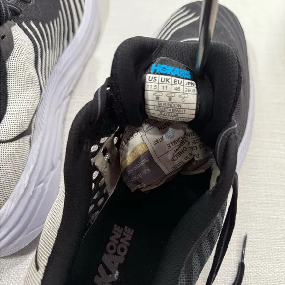 Hoka One One Rincon Mens Black White Sneakers Shoes Size 11.5