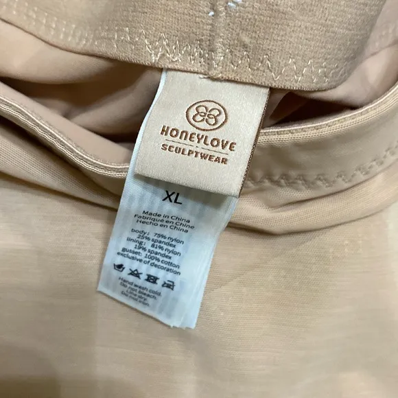 Honeylove Sand Nude SuperPower Shorts Shapewear Size XL NWOT Straps