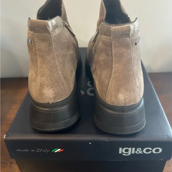 Igi &amp; Co Women's Suede Ankle Boots In Beige With Wedge Booties Shoes Sz 41=10 US