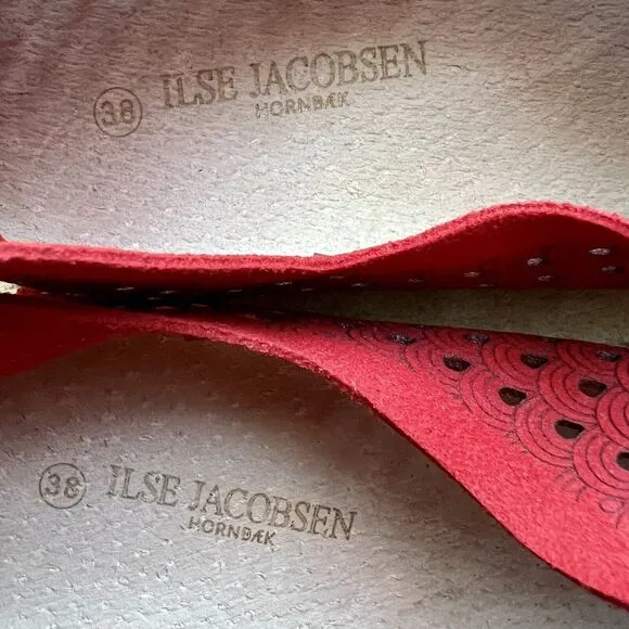 Ilse Jacobsen Tulip Red Fabric Perforated Slip On Shoes Women's EU 38 US 7.5 - 8