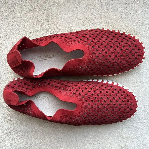 Ilse Jacobsen Tulip Red Fabric Perforated Slip On Shoes Women's EU 38 US 7.5 - 8