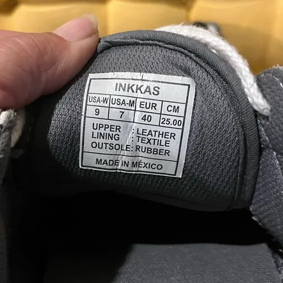 INKKAS Bao Bao Panda Jogger Sneakers Shoes. Sz 9.