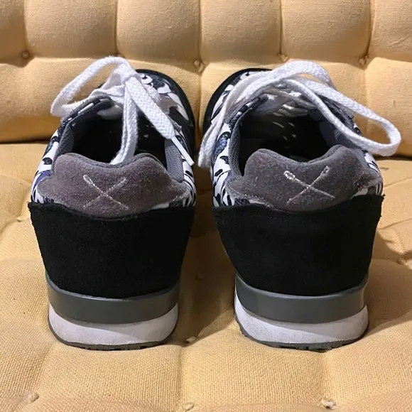 INKKAS Bao Bao Panda Jogger Sneakers Shoes. Sz 9.