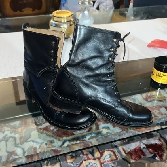ITALIAN SAURO VINCI , in good 👍 condition size 36EU/8N  , fine leather shoes 👞