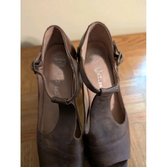 Jeffrey Campbell Size 8.5 Brown Leather Wood Platform High Heel Peep Toe 5&quot; Heel