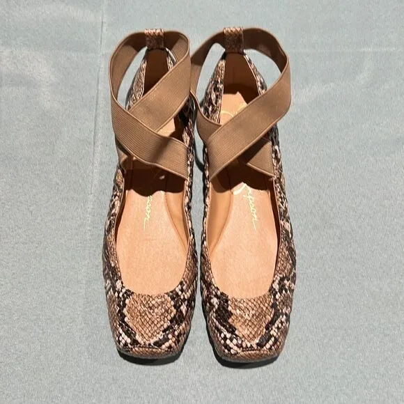 Jessica Simpson Women's Mandayss Exclusive Ballet Flat Size 7 B47