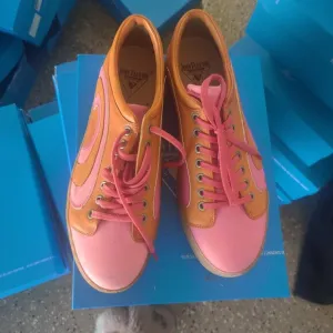 John fluevog Fakie style shoes size 12W 10M New