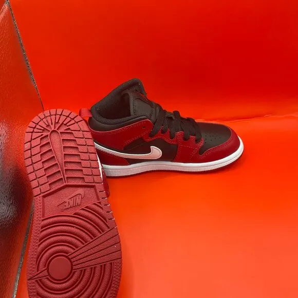 JORDAN 1 MID 12C