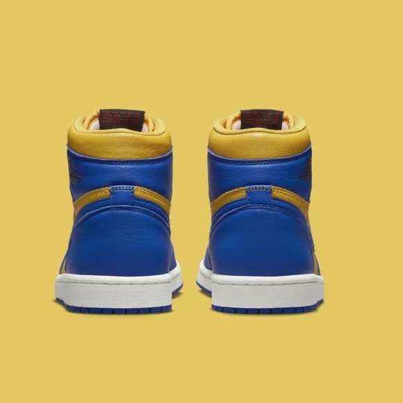 Jordan 1 Retro High OG Reverse Laney NIB Women's with Box