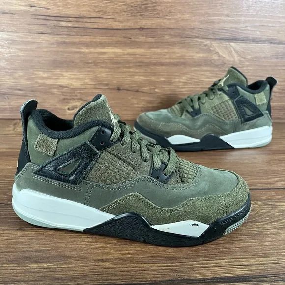 Jordan 4 SE Craft ‘Olive’ Green Sneakers Size 1Y Leather Shoes Lace Up