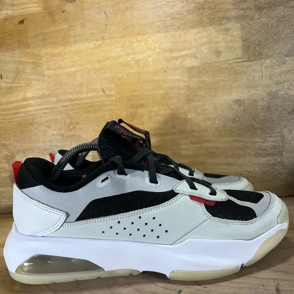 Jordan Air 200E Mens Size 10 Shoes Sneakers Summit White Black DC9836-100
