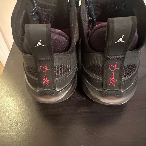 Jordan AJ 37