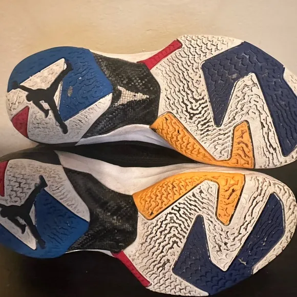 Jordan AJ 37