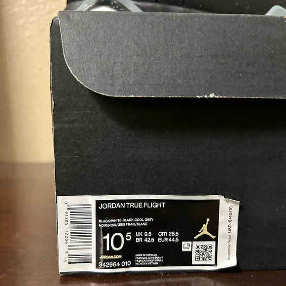 Jordan True Flight men’s BLACK/WHITE-BLACK-COOL GREY High-Top Basketball Shoes