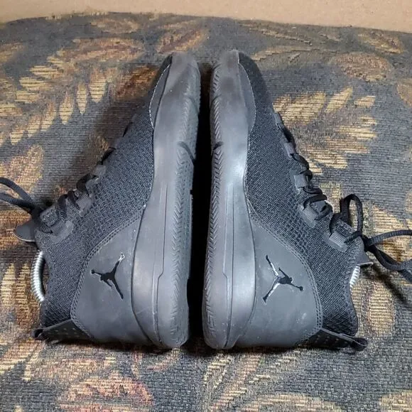 Jordan Reveal GS Basketball Shoes All Black- Size 6.5Y