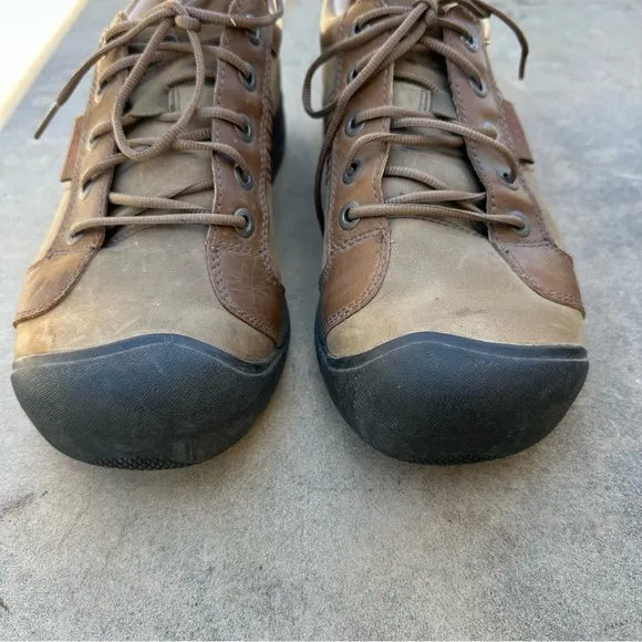 Keen Austin Shitake Pedal 1247 Leather Men's 10.5 Commuter Cycling Shoes READ