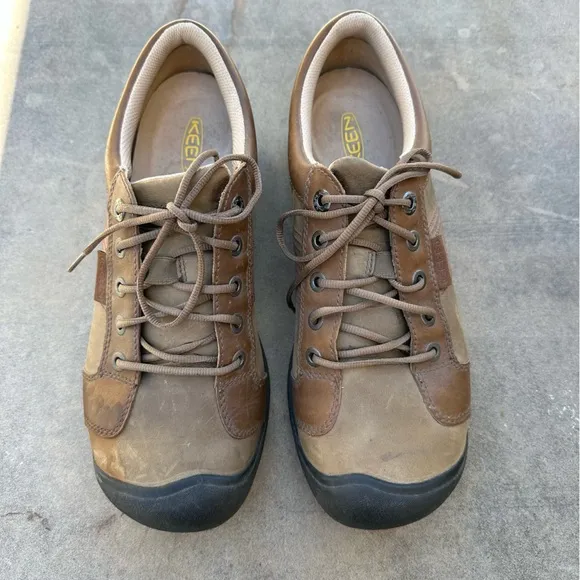 Keen Austin Shitake Pedal 1247 Leather Men's 10.5 Commuter Cycling Shoes READ
