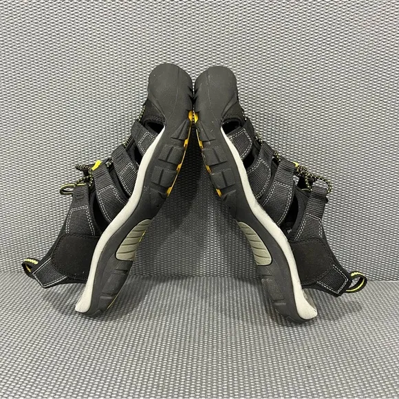 Keen Newport H2 Sandals Men’s Outdoor Hiking Shoes Size 10 1001907 Black Yellow