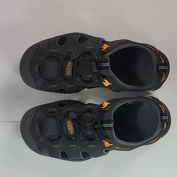 Keen Solr Water High Performance Sport Closed Toe Men's Hiking Shoes