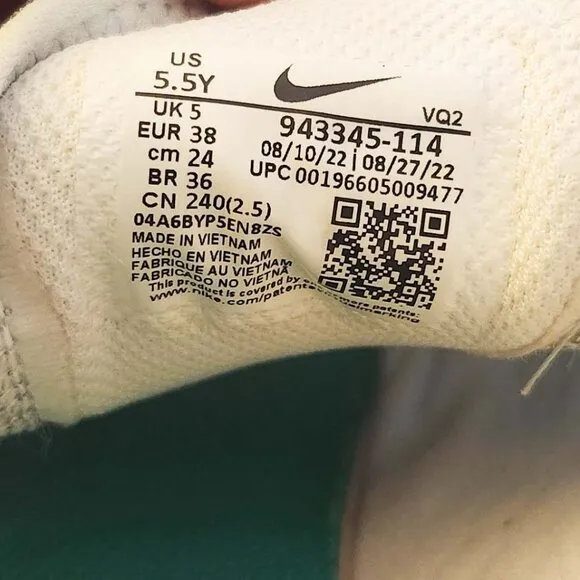 Kid's Nike Air Max 270 White/Black-Pure Platinum (943345 114) - 5.5Y