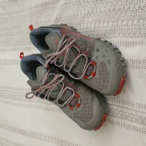 La Sportiva Bushido II Trail Running Shoes Outdoor Performance Sneaker Womens 8