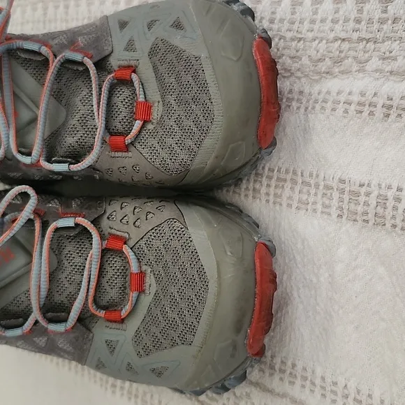 La Sportiva Bushido II Trail Running Shoes Outdoor Performance Sneaker Womens 8