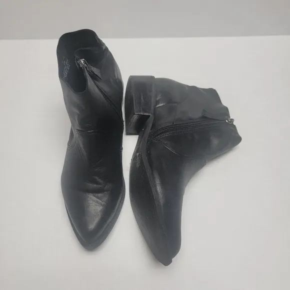 𝅺LFL by Lust for Life Women's Black L-Ravena Ankle Boots Shoes Size 8M