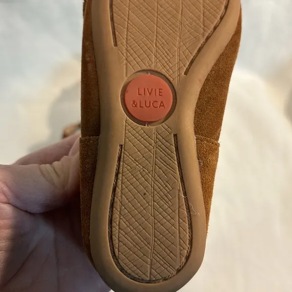 Livie And Luca Willow Flats Moccasin Mary Jane Camel Leather Shoes Girls size 8