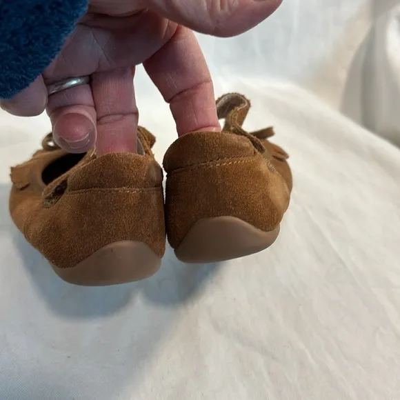 Livie And Luca Willow Flats Moccasin Mary Jane Camel Leather Shoes Girls size 8
