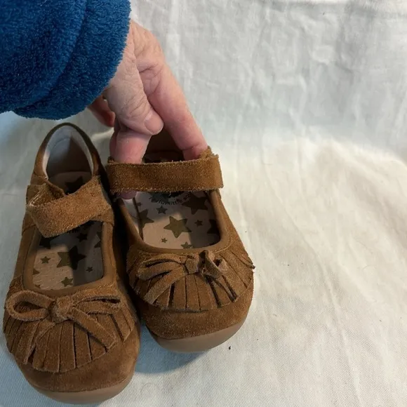Livie And Luca Willow Flats Moccasin Mary Jane Camel Leather Shoes Girls size 8