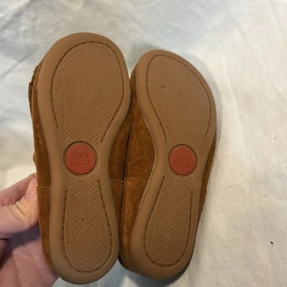Livie And Luca Willow Flats Moccasin Mary Jane Camel Leather Shoes Girls size 8