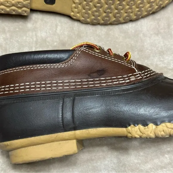 L.L. Bean Waterproof, Mud proof Gum sole Lace Up Bean Boots Shoes Size 10 N