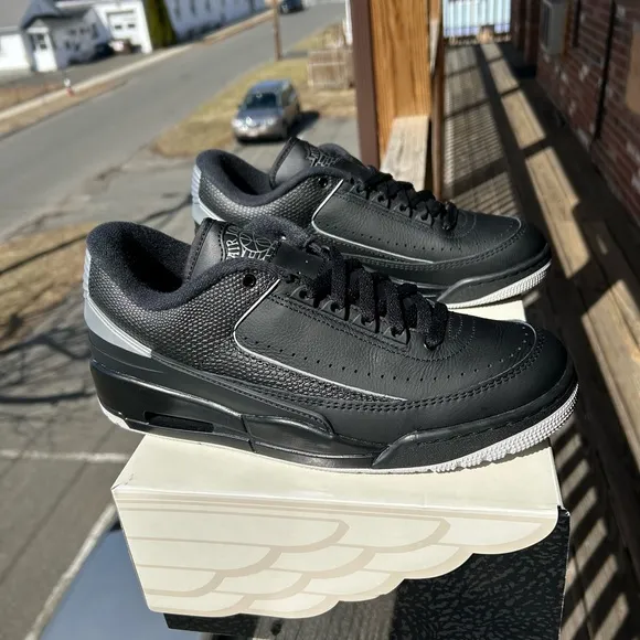 Low 2s Size 10 brand new dead stock